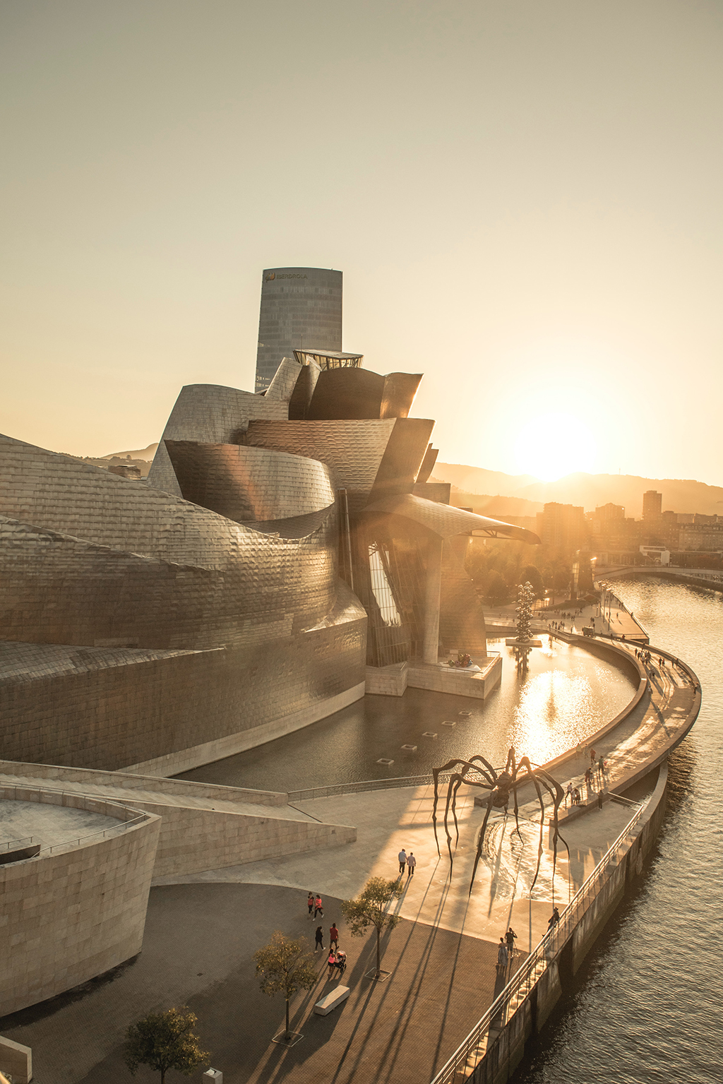 Potovanje_v_Bilbao_-_Travel_to_Bilbao_-_Photo_by_elCarito_on_Unsplash.jpg