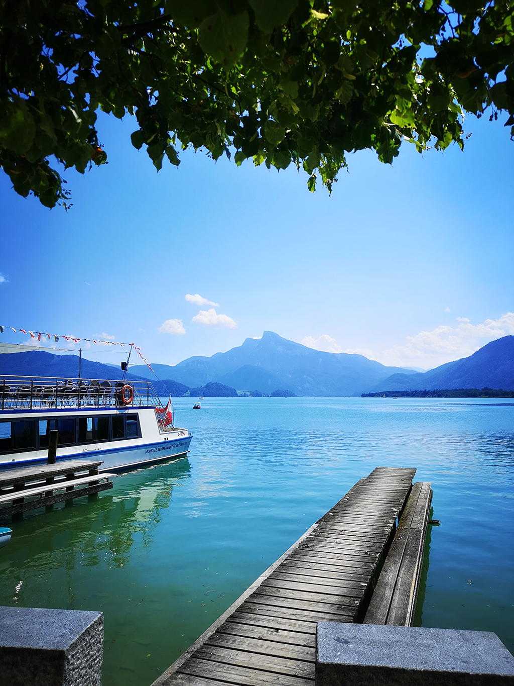 Potovanje_v_Mondsee_-_Travel_to_Mondsee_-_Photo_by_Olga_Mandel_on_Unsplash.jpg