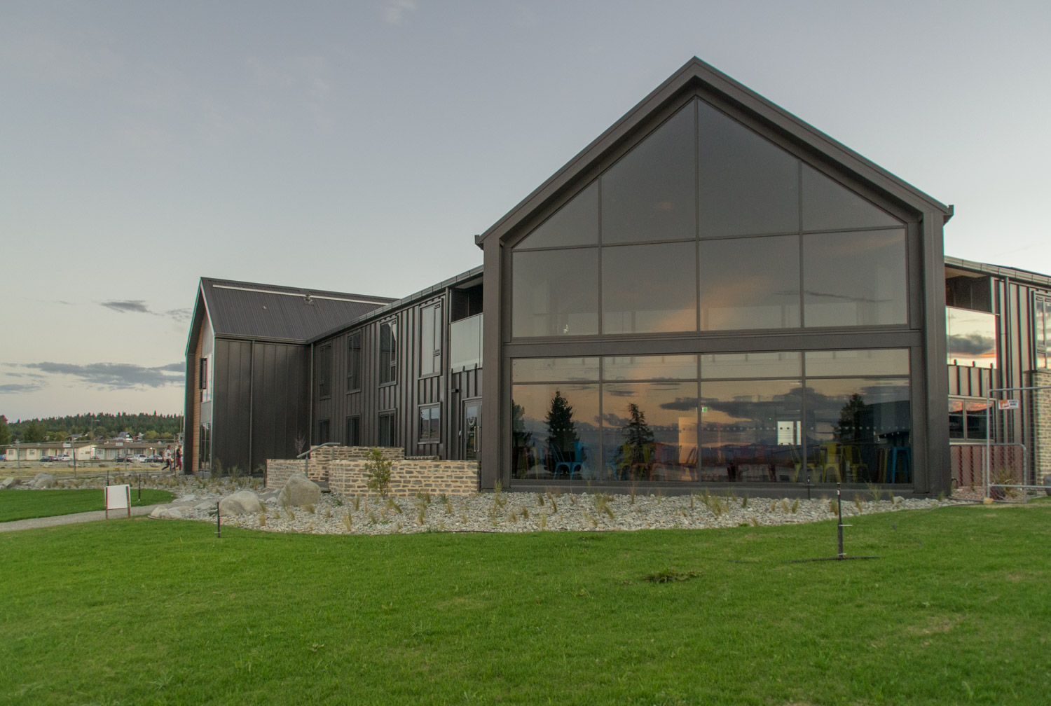 YHA_Lake_Tekapo_3.jpg