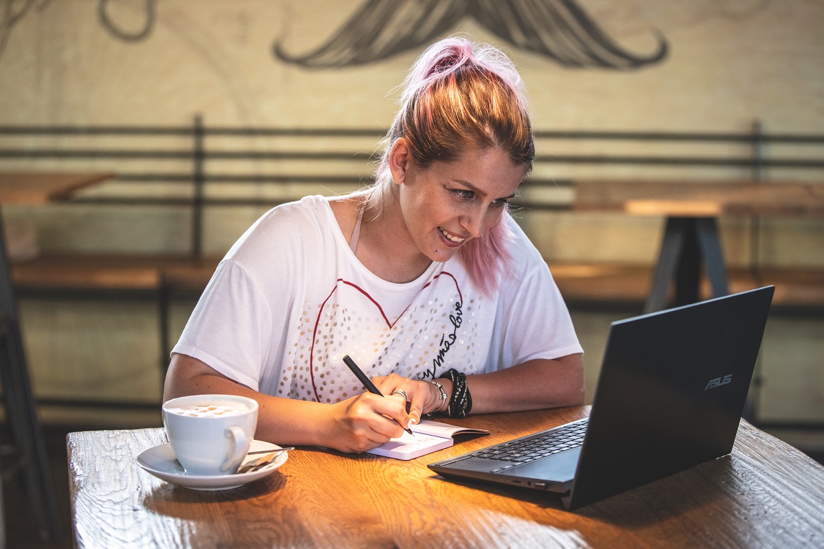 Kako_pisati_blog_-_How_to_write_a_blog.jpg