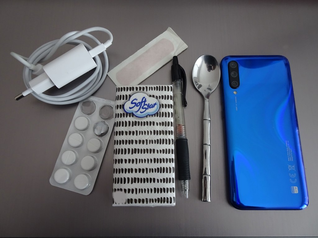 Potovanje_z_Rocno_prtljago_-_Traveling_with_Hand_Luggage_1.jpg
