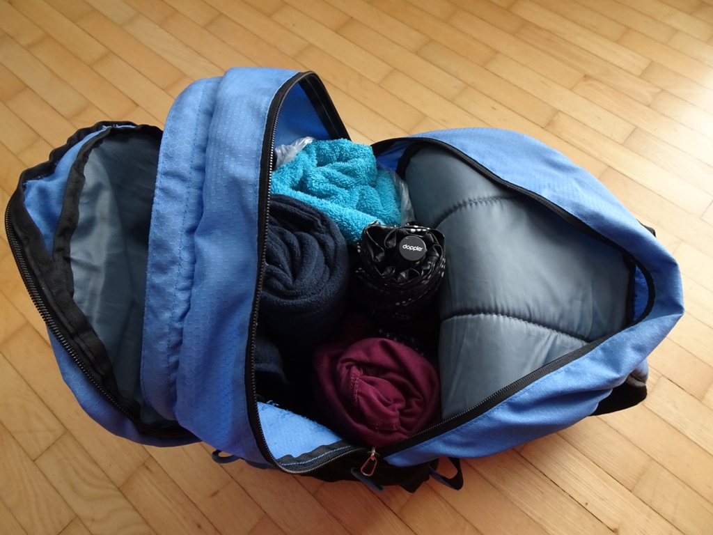 Potovanje_z_Rocno_prtljago_-_Traveling_with_Hand_Luggage_2.JPG