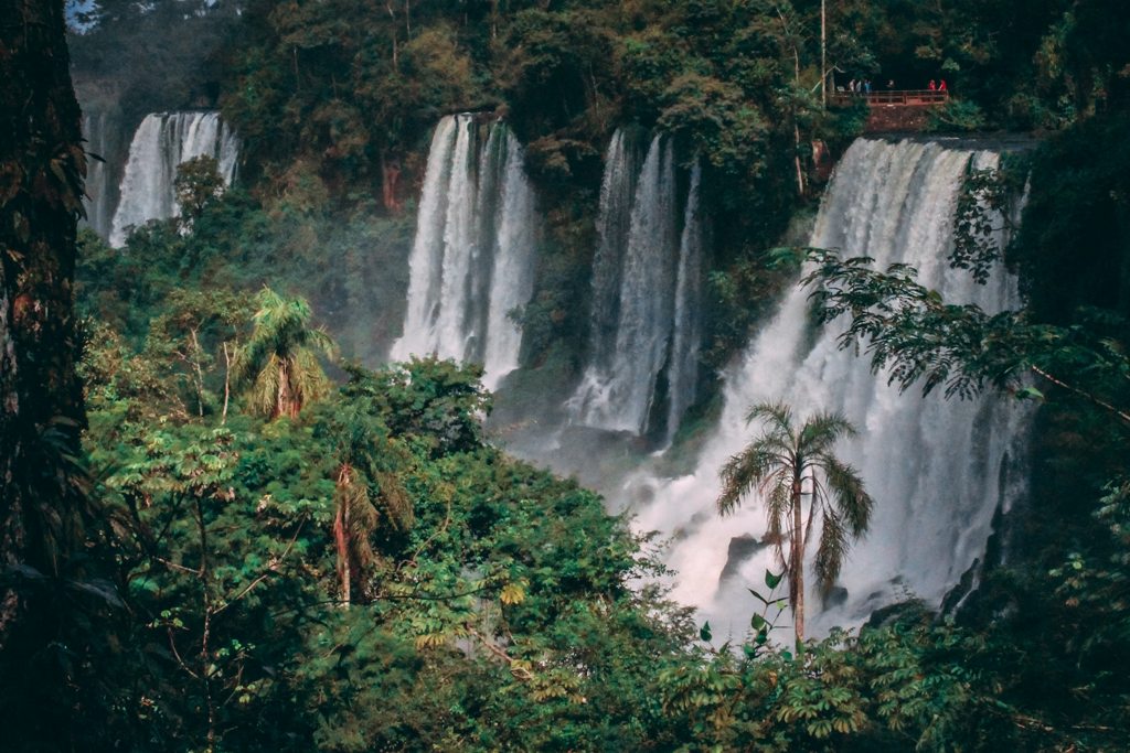 Potovanje_v_Foz_do_Iguacu_-_Travel_to_Foz_do_Iguacu_-_Photo_by_Jonatan_Lewczuk_on_Unsplash.jpg